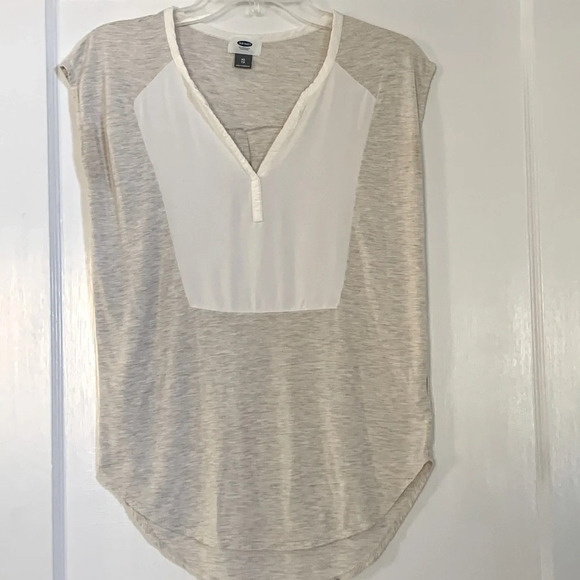 2/$15 OLD NAVY cap sleeves top, loose fit XS - Picture 1 of 11